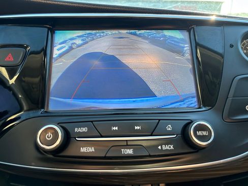 Used 2019 Buick Envision Essence image 26