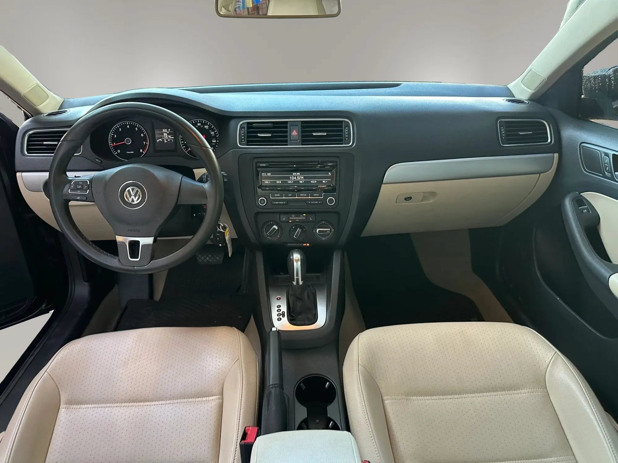 Used 2014 Volkswagen Jetta SE FWD image 7