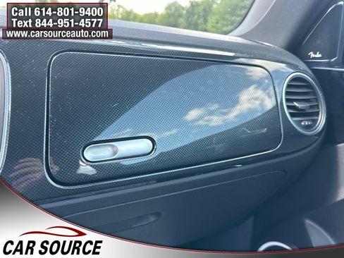 Used 2015 Volkswagen Beetle R-Line FWD image 17