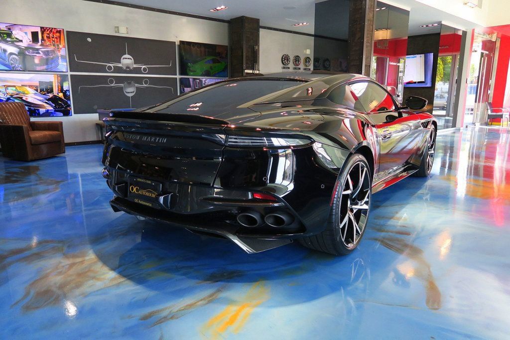 Used 2019 Aston Martin DBS Superleggera RWD image 6