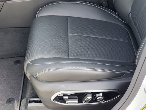 New 2024 Jeep Grand Cherokee Overland w/ Luxury Tech Group IV image 19