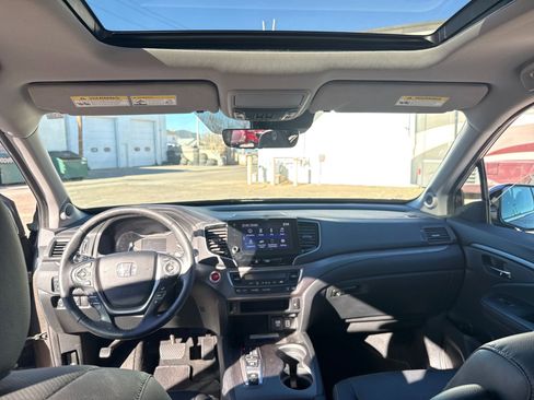 Used 2022 Honda Ridgeline RTL-E image 13