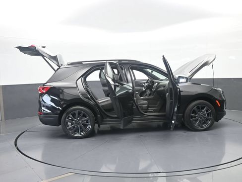 Used 2023 Chevrolet Equinox RS FWD image 69