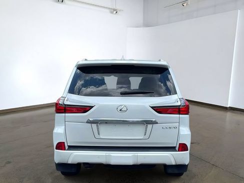 Used 2021 Lexus LX 570 4WD w/ Luxury Package image 5