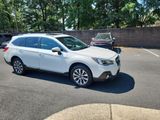 Used 2019 Subaru Outback 3.6R Touring image 2
