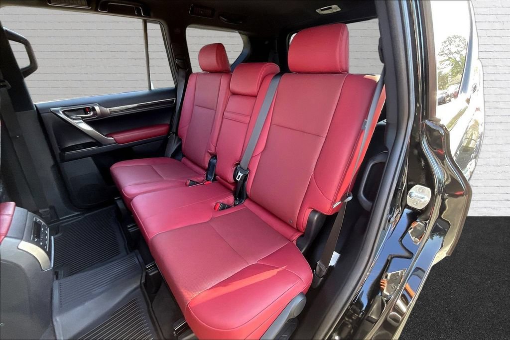 Used 2022 Lexus GX 460 Premium w/ Premium Package AWD/4WD image 22