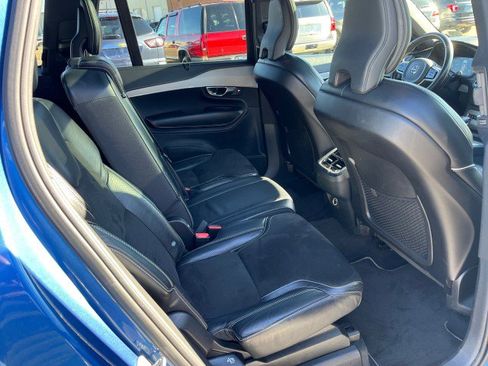 Used 2019 Volvo XC90 T6 R-Design w/ Advanced Package image 19