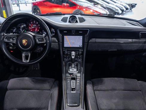 Used 2017 Porsche 911 Targa 4 GTS image 52
