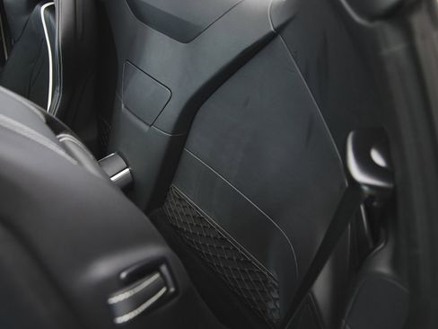 Used 2023 Ferrari 812 GTS image 18