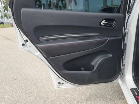 Used 2022 Dodge Durango R/T RWD image 16