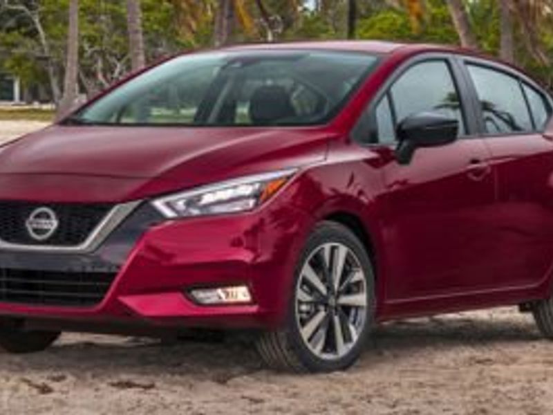 Used 2021 Nissan Versa S image 1