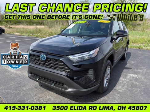 Used 2022 Toyota RAV4 XLE w/ Convenience Package AWD/4WD image 1