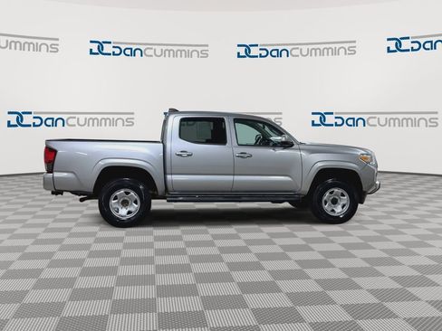 Used 2021 Toyota Tacoma SR AWD/4WD image 2