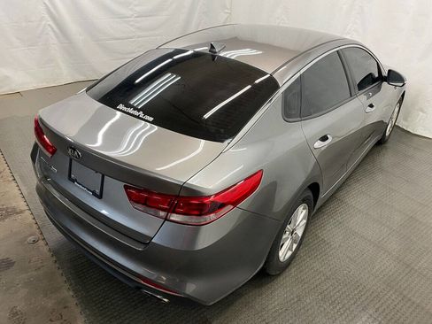 Used 2016 Kia Optima LX image 10