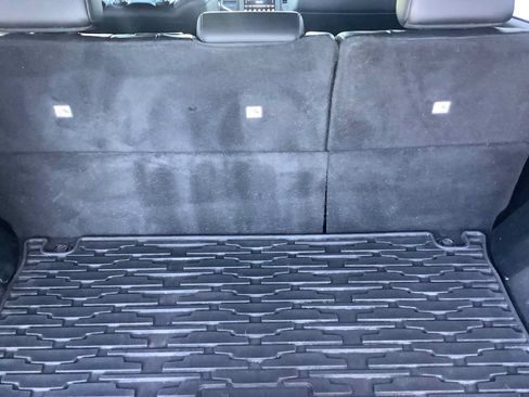 Used 2018 Jeep Grand Cherokee Trailhawk AWD/4WD image 14
