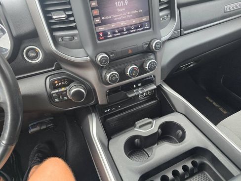 Used 2019 RAM 1500 Big Horn AWD/4WD image 29
