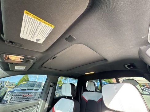 Used 2024 GMC Canyon AT4X image 21