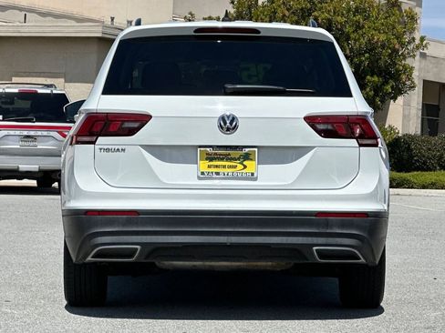 Used 2020 Volkswagen Tiguan S FWD image 4