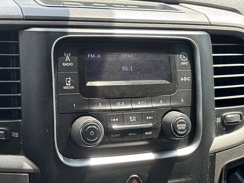 Used 2016 RAM 1500 Tradesman RWD image 9