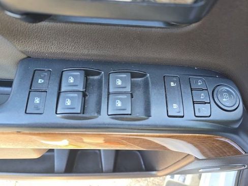 Used 2018 Chevrolet Silverado 1500 LTZ w/ Sport Package image 21