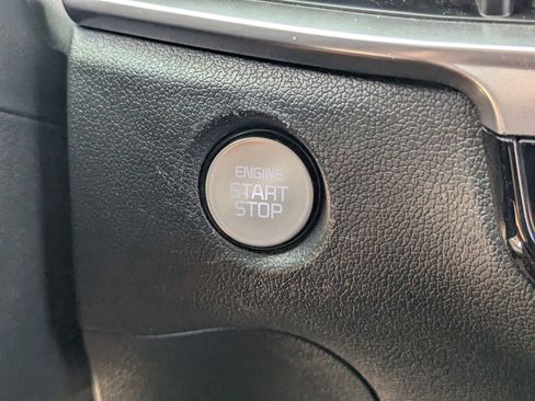 Certified 2025 Kia Sorento LX image 31