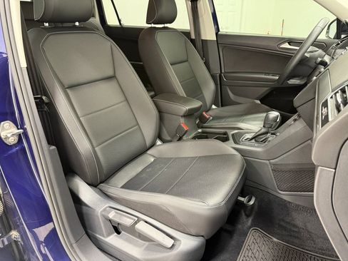 Used 2021 Volkswagen Tiguan SE FWD image 26
