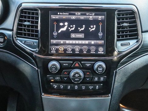 Used 2021 Jeep Grand Cherokee Limited w/ Quick Order Package 28K 80th image 15