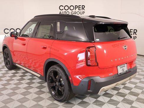 New 2025 MINI Cooper Countryman SE w/ Comfort Package Max image 24