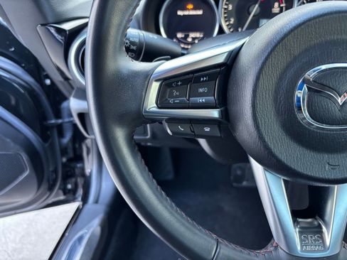 Used 2019 MAZDA MX-5 Miata RF Grand Touring image 10
