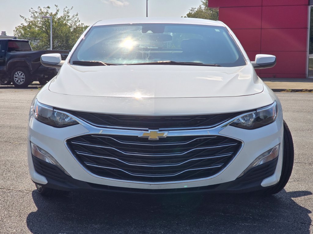 Used 2024 Chevrolet Malibu LT FWD image 9