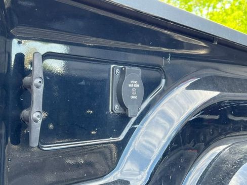 Used 2023 RAM 3500 Laramie AWD/4WD image 10