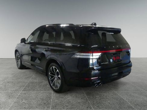 New 2025 Lincoln Aviator 2WD w/ Jet Appearance Package image 4