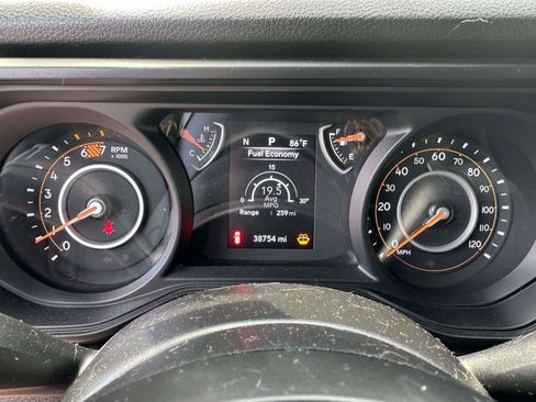 Used 2025 Jeep Wrangler Unlimited Sport AWD/4WD image 22