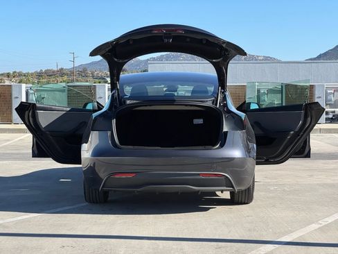 Used 2025 Tesla Model 3 RWD image 24