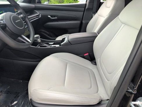 Used 2025 Hyundai Santa Cruz SEL FWD image 24