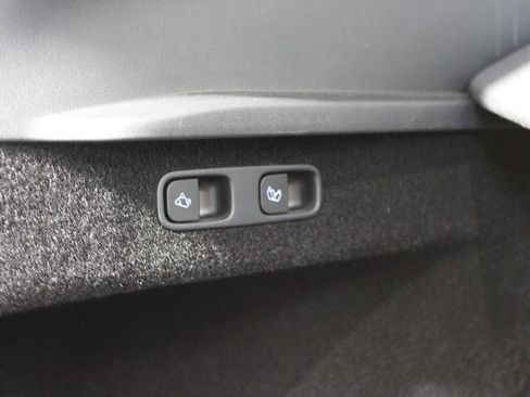 Used 2023 Tesla Model Y Long Range image 29