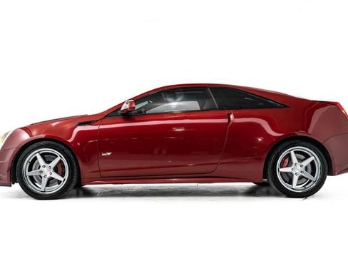 Used 2011 Cadillac CTS V w/ Wood Trim Package image 9