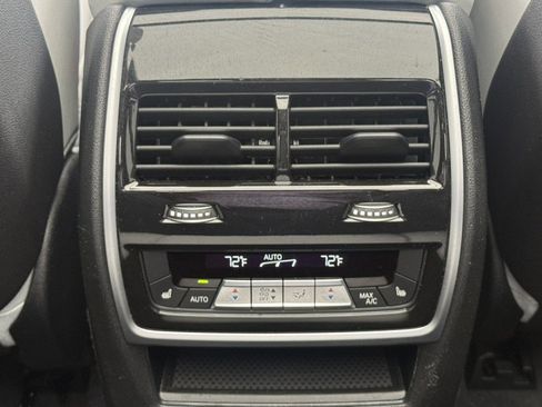 Certified 2024 BMW X7 xDrive40i AWD/4WD image 30