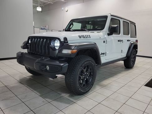 Used 2022 Jeep Wrangler Unlimited Sport image 2