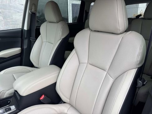 New 2026 Subaru Ascent Limited image 11