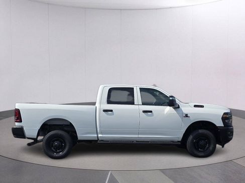 New 2026 RAM 2500 Tradesman AWD/4WD image 4