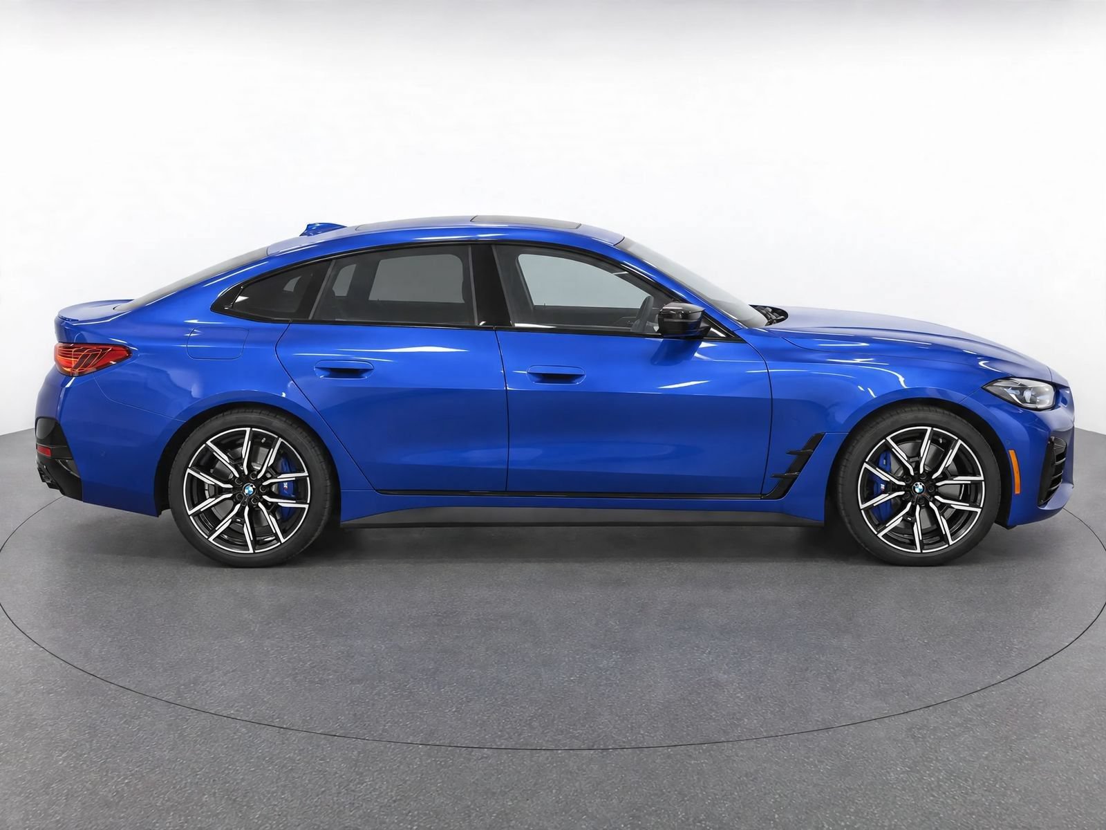Certified 2025 BMW M440i RWD image 4