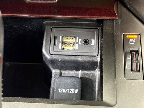 Used 2015 Lexus GX 460 image 20