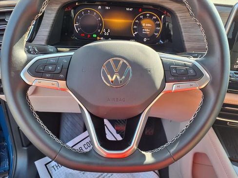 Used 2025 Volkswagen Atlas SEL image 13