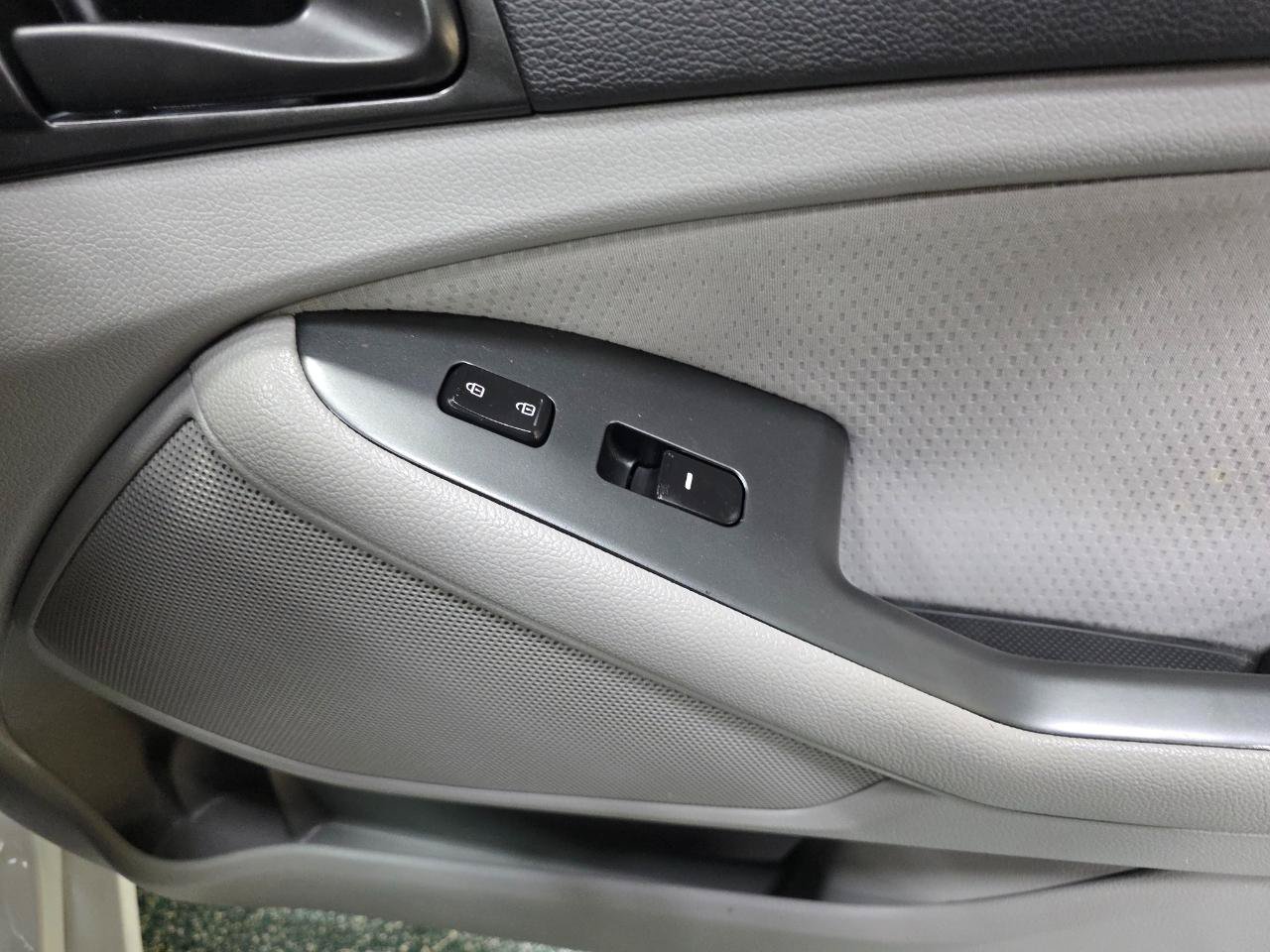 Used 2014 Kia Optima LX w/ LX Convenience Plus Package FWD image 26