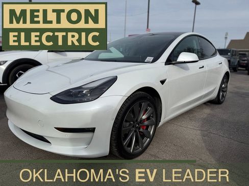 Used 2022 Tesla Model 3 Long Range image 1