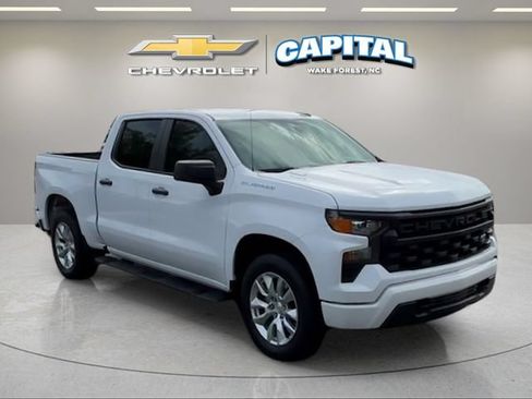 Used 2025 Chevrolet Silverado 1500 Custom RWD image 8