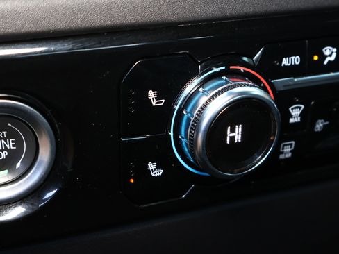 Used 2023 GMC Sierra 1500 SLE AWD/4WD image 19