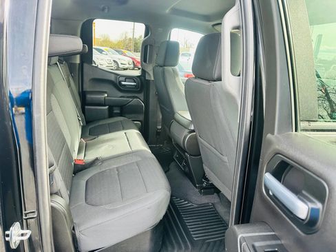 Used 2020 Chevrolet Silverado 1500 LT w/ Trailering Package AWD/4WD image 15
