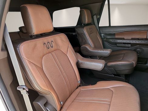 Used 2023 Ford Expedition King Ranch AWD/4WD image 10
